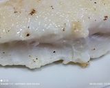 Foto del paso 3 de la receta: Filetes de gallo en salsa