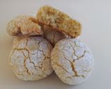 Foto del paso 1 de la receta: Galletas craqueladas de almendras al aroma de azahar