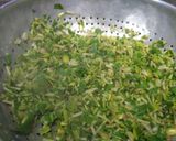 A picture of step 2 of Lima beans saag.
