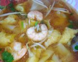 รูปขั้นตอนการทำที่ 2 ของ ต้มโคล้งเกี๊ยวหมูเด้งกุ้งสด