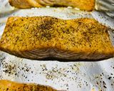 A picture of step 5 of Broiled Salmon 🍣.