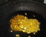 A picture of step 6 of Baghare dahi bade.