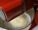 Foto langkah ke 1 dari resep Lotus Biscoff Roll Bread.