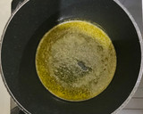 Foto langkah ke 2 dari resep Salmon Garlic Lemon Butter Sauce.