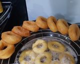 Foto langkah ke 10 dari resep Donat ubi kuning ala tintin rayner.