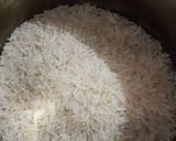 Foto langkah ke 1 dari resep Nasi briyani ayam.