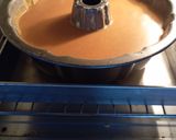 Foto langkah ke 11 dari resep Bolu Karamel Sarang Semut.