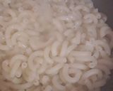 A picture of step 2 of Chicken tikka microni with spicy spaghetti.