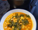 Foto del paso 3 de la receta: Potaje de garbanzos con migas de bacalao desalado