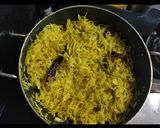 A picture of step 4 of Cabbage fry.