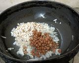 A picture of step 2 of Nutritious Pearl Barley Soup (Soup e jo).