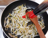 Foto langkah ke 6 dari resep Toge Ikan Asin.