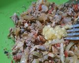 Foto del paso 5 de la receta: Empanadas de sardinas con 5 ingredientes