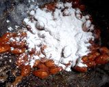 Foto langkah ke 3 dari resep Spicy Candied Almond.