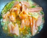 Foto del paso 4 de la receta: Pollo con champignones😍 Timbal de arroz🎉Omelette de tomate🤣