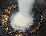 A picture of step 2 of Pizza Bomb 💣.