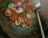 Foto langkah ke 1 dari resep Oseng jamur kancing, telor puyuh dan wortel.