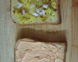 A picture of step 3 of Tandoori mayonnaise sandwich.