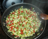 Foto del paso 5 de la receta: Tortilla de papas y pisto