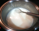 Foto del paso 2 de la receta: Panna Cotta de chocolate y nata con coulis de fresa