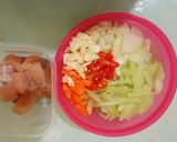 Foto langkah ke 1 dari resep Tumis Ayam Labu Siam.