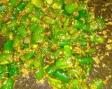 A picture of step 2 of Hari Mirchi Tipore.