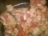 Fideos chinos de espinaca con carre de cerdo y crema