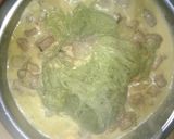 Foto del paso 8 de la receta: Fideos chinos de espinaca con carre de cerdo y crema
