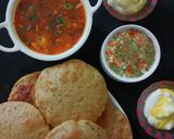 आलू पूरी(aloo poori refcipe in hindi) रेसिपी चरण 6 फोटो