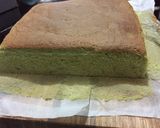 Foto langkah ke 6 dari resep Banana Pandan Chiffon Cake.