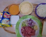 Foto langkah ke 1 dari resep Roti Balut Crackers Isi Kentang Daging Ayam.