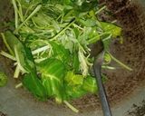 Foto langkah ke 3 dari resep Tumis/Oseng Kangkung Kecambah.