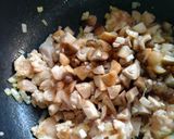 Foto langkah ke 2 dari resep Chicken Creamy Mushroom.
