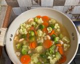 Foto langkah ke 5 dari resep Sapo Tahu Ayam Udang.