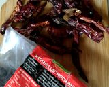 A picture of step 1 of Rajasthani Laal Maans Curry (Rajasthani Royal Mutton curry).
