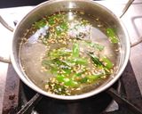 A picture of step 7 of Khaman Dhokla.
