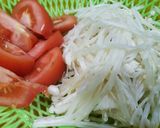 Hình bước làm 1 của món Canh thịt viên nấu nấm kim châm