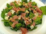 Ensalada de espinaca jamón y queso azul