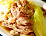 A picture of step 18 of Beef and Tofu Sukiyaki-Style with Napa Cabbage and Scallions.