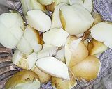 A picture of step 1 of Lemon baked potato 🥔.