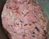 A picture of step 1 of Beetroot cabbage paratha.