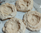 Foto del paso 3 de la receta: ✨🥂 Pavlova de fin de año ✨🍾