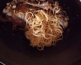 Foto langkah ke 3 dari resep Seblak spaghetti tulang.