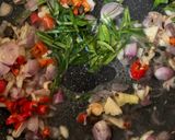 Foto langkah ke 3 dari resep Spaghetti Udang Sambel Matah.