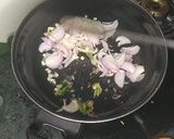 A picture of step 5 of Desi Chinese noodles.