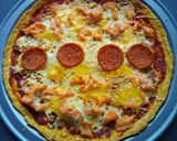 Foto langkah ke 5 dari resep Pizza Pepperoni & Salmon (low carb/ketofy).