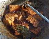 Foto langkah ke 4 dari resep Tempe dan Tahu Bacem Goreng.