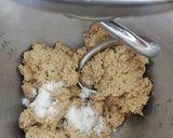 Foto del passaggio 2 della ricetta Ciambella di pane al cioccolato, mandarini e cannella 🌷