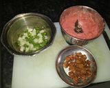 A picture of step 3 of Aloo matar mangodi ki sabji.