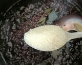 Foto langkah ke 3 dari resep Bubur ketan hitam kuah santan.